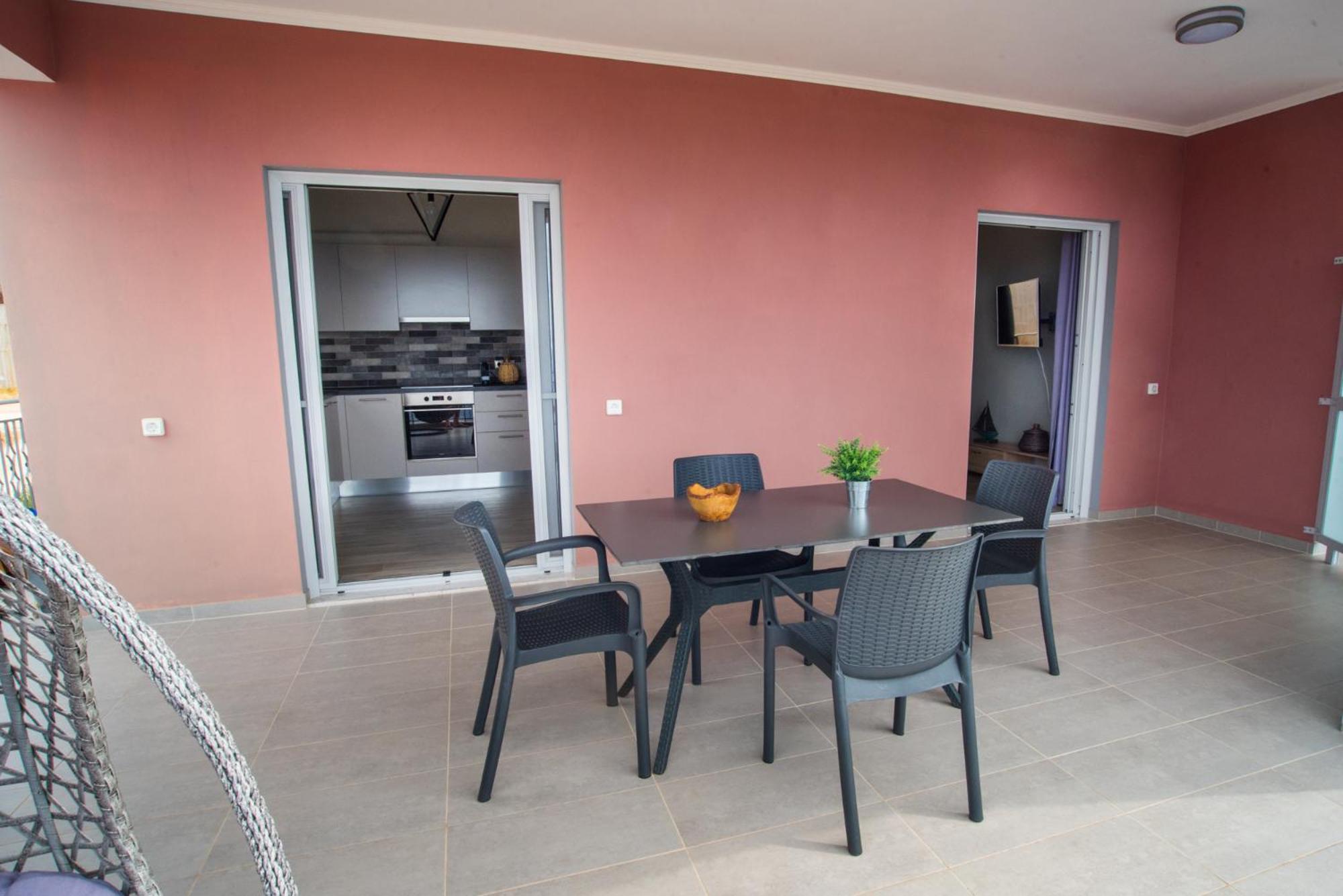 Nirvana Homes Vlachata Ngoại thất bức ảnh